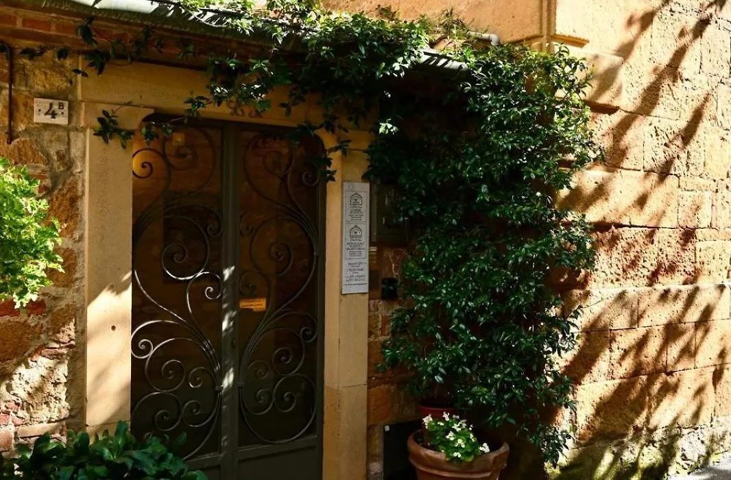 Oliviera Camere-1